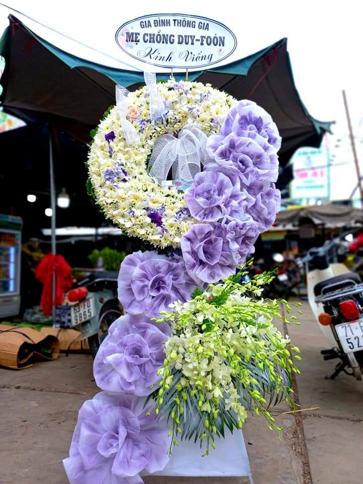 Shop Hoa Tươi Ở Chợ Hà Đông