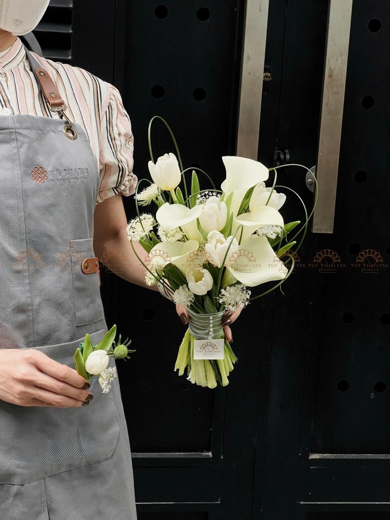 Tìm Hiểu Ý Nghĩa Đặc Biệt Của Hoa Tulip Trắng - Sự Thanh Khiết Và Tình Yêu Vĩnh Cửu